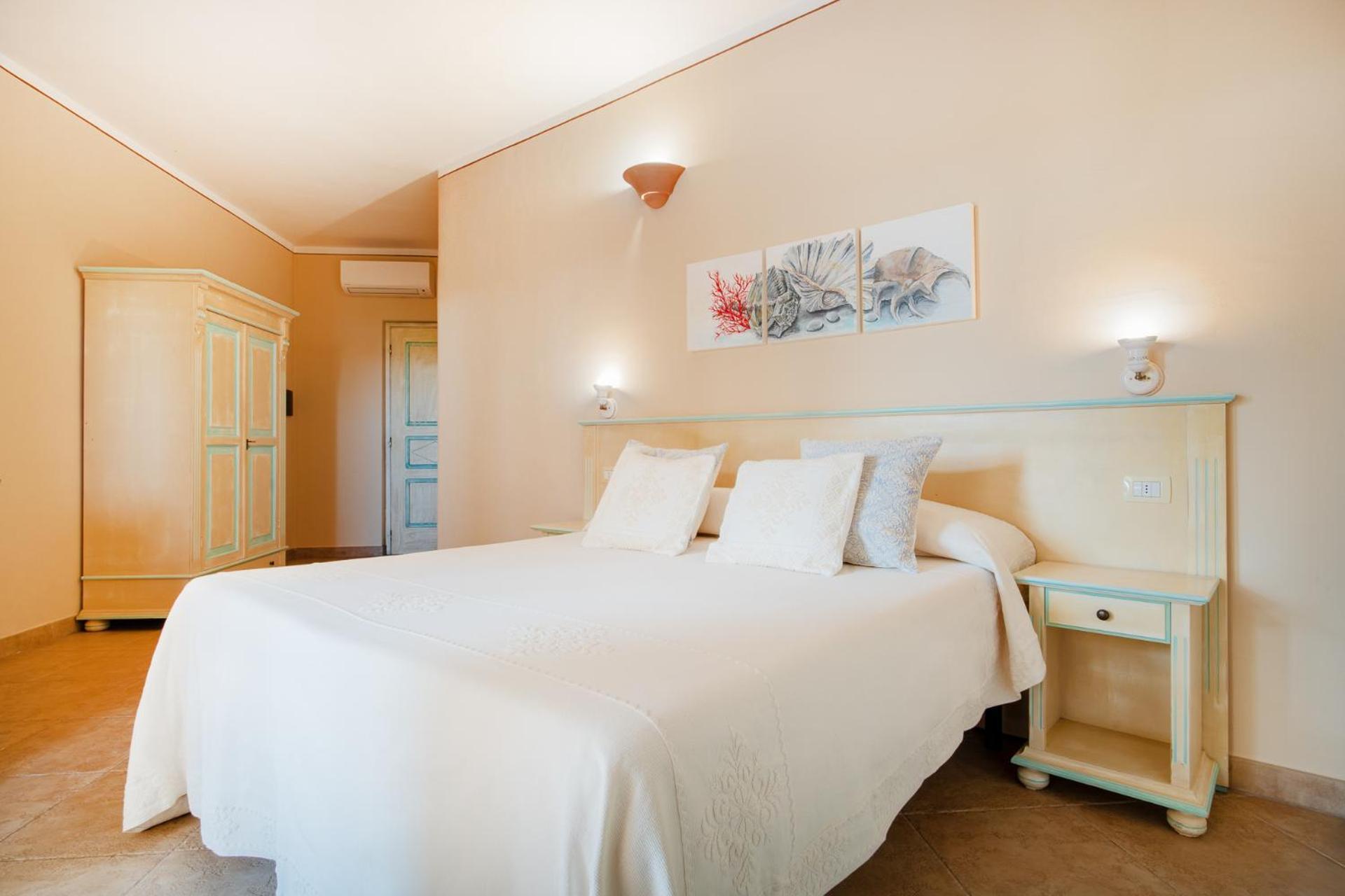Hotel Lu Pitrali San Teodoro (Sardinia)